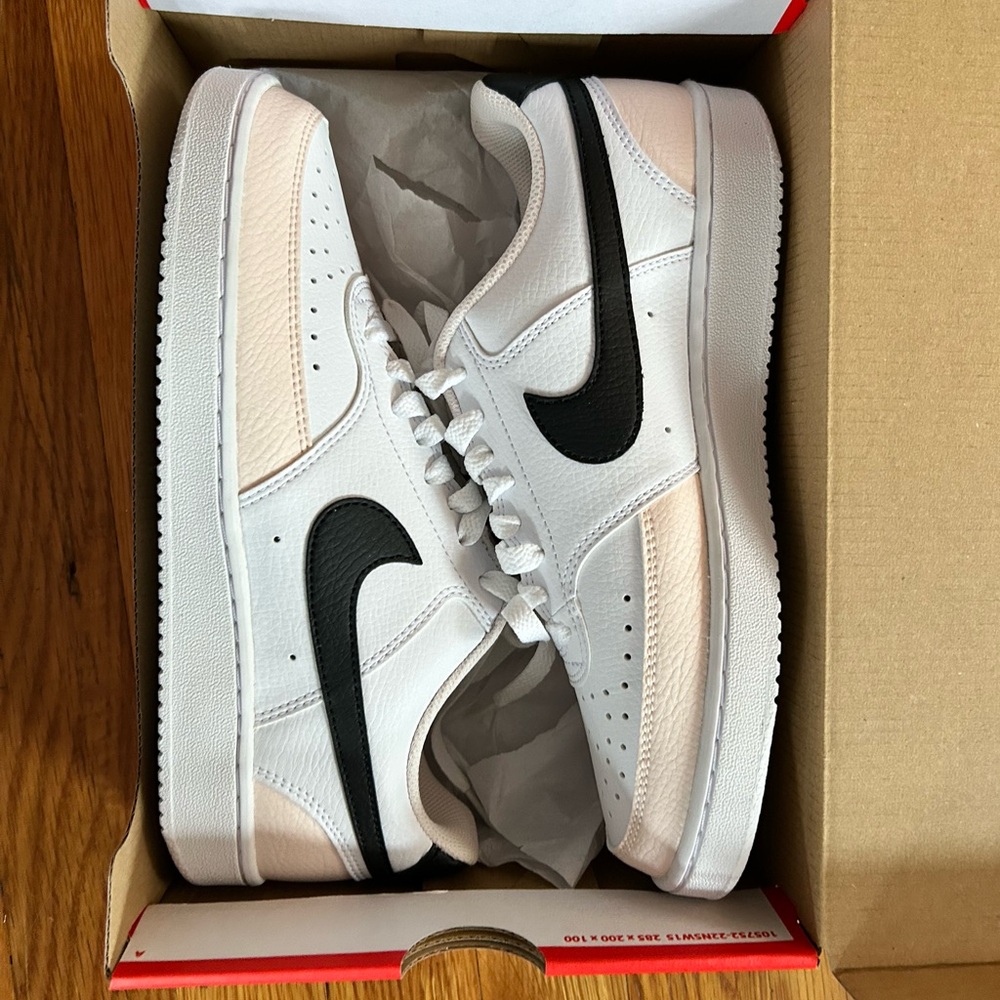 Nike court vision lo